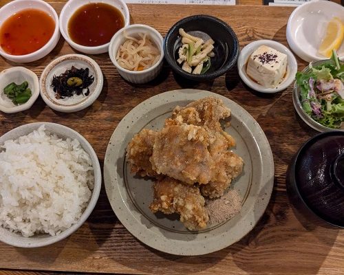 唐揚げ食べ放題