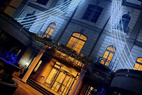 兄弟水入らずで贅沢なひと時を