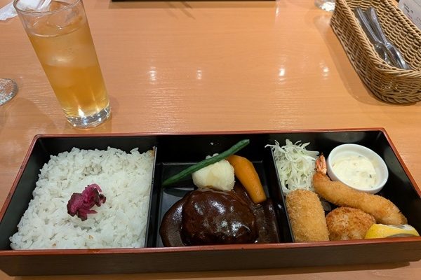 西櫻亭さんでLaunch