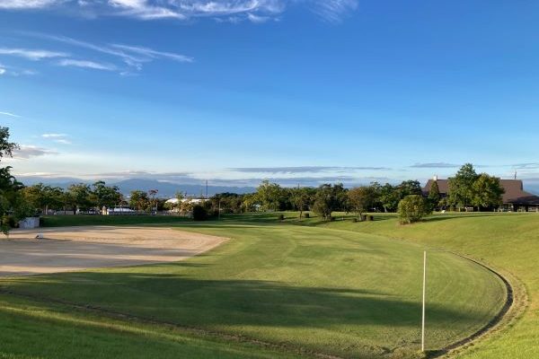 初秋の太陽が丘