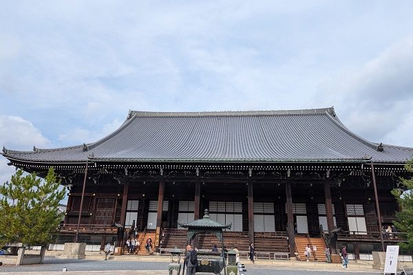 文化財の修復作業