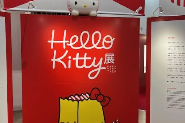 HELLO KITTY展
